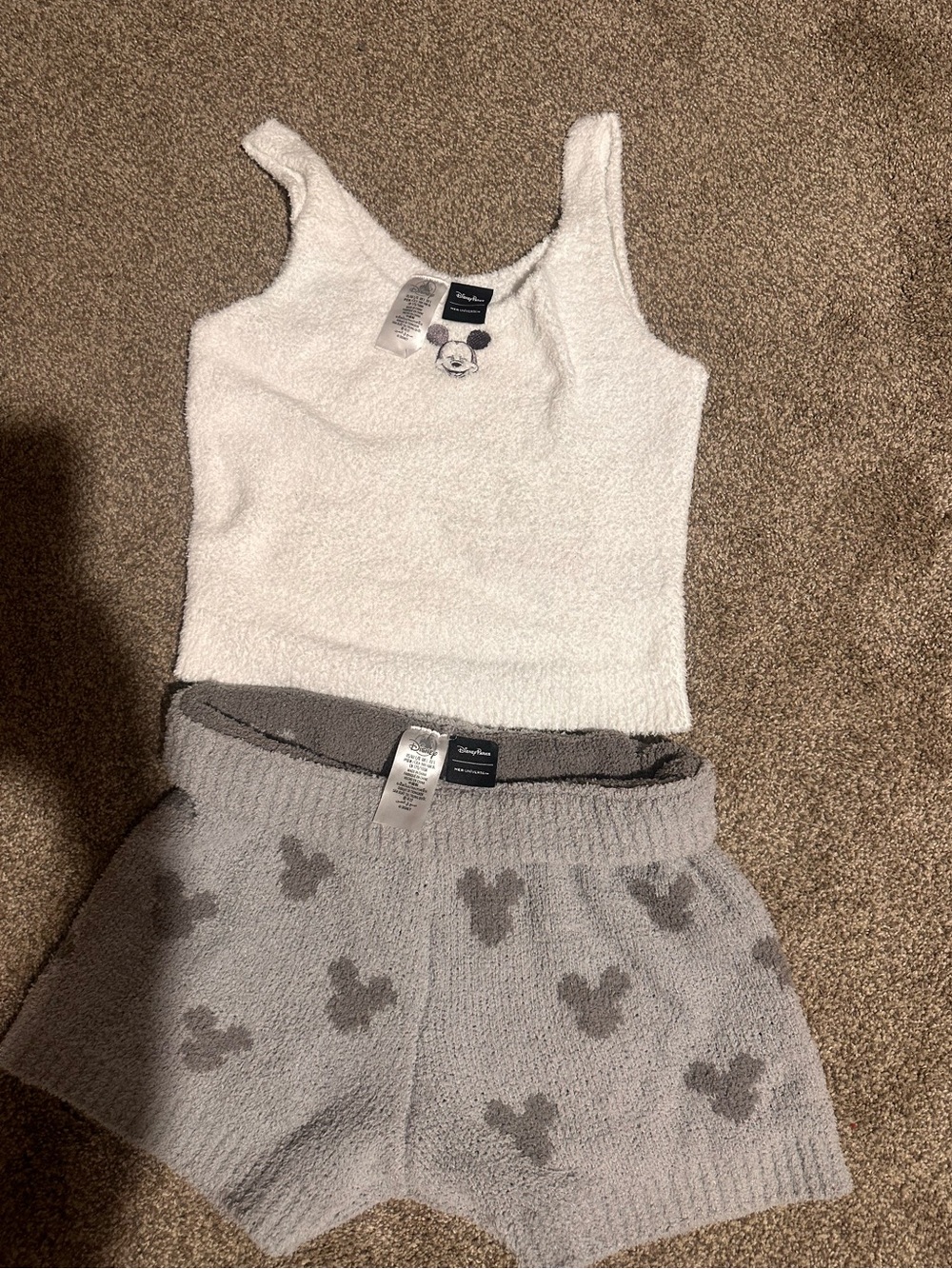 Her Universe White & Gray Mickey Lounge Set